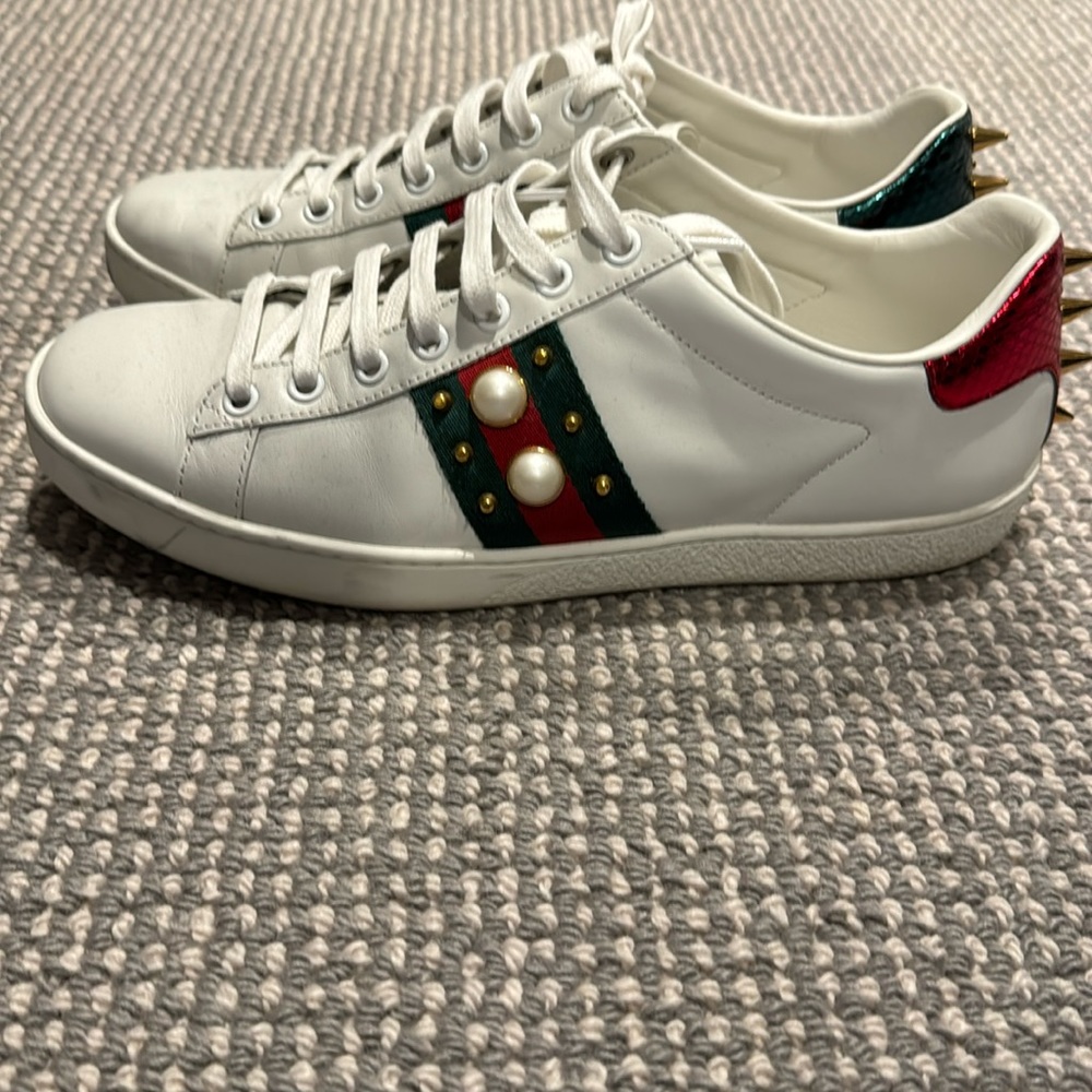 women gucci sneakers